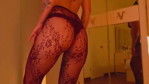 Violet online show from 03-16-26, 11:58