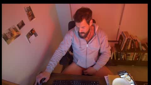 Snapshot of beefeatermt chatting on 03-23-26, 03:43 beefeater online show from 03-23-26, 03:43