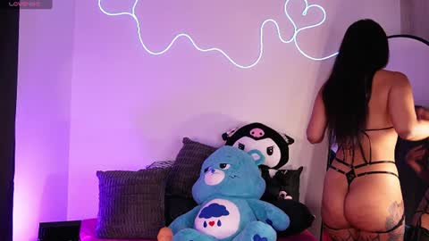 Snapshot of bela_palmer chatting on 06-28-26, 03:56 Bela Palmer online show from 06-28-26, 03:56