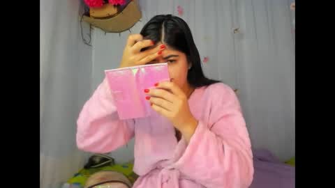 modelo independiente online show from 05-11-26, 07:11