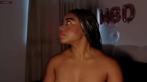 Snapshot of belkis_mills chatting on 05-14-26, 02:35 Belkis online show from 05-14-26, 02:35