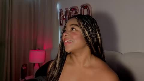 Snapshot of belkis_mills chatting on 05-23-26, 02:43 Belkis online show from 05-23-26, 02:43