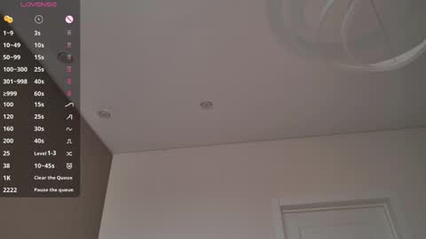 Hi I am Bella online show from 05-20-26, 01:45