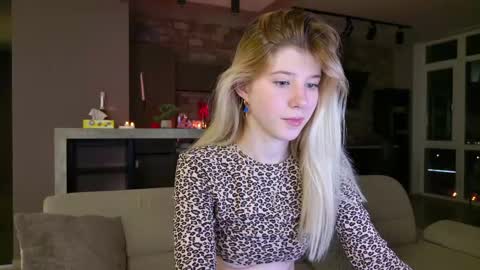 Bella online show from 03-09-25, 07:05