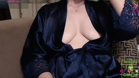 Antonia online show from 06-16-26, 08:28