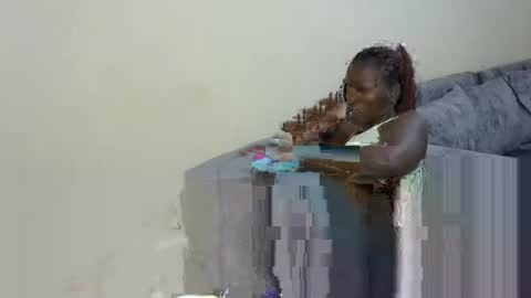 bella_c8 online show from 05-18-26, 11:49