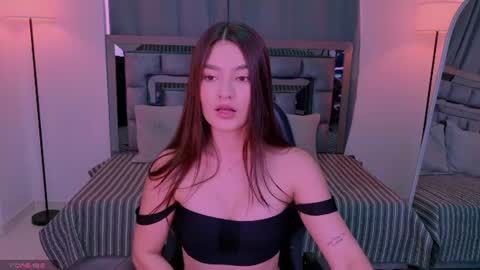 Bella  online show from 07-18-26, 12:53