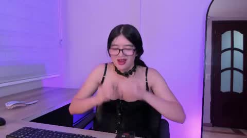 Bella Corbin   online show from 06-24-26, 01:32