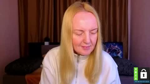 Snapshot of bella_hadatt chatting on 04-03-26, 05:27 Bella online show from 04-03-26, 05:27