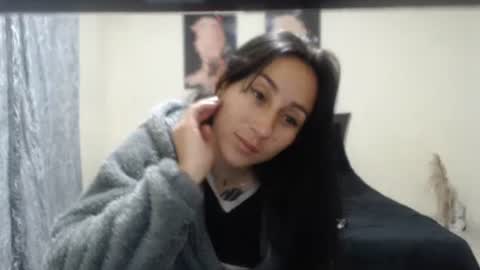 bella_luna34 online show from 04-07-26, 02:56