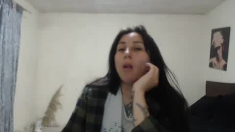 Snapshot of bella_luna34 chatting on 06-03-26, 03:42 bella_luna34 online show from 06-03-26, 03:42