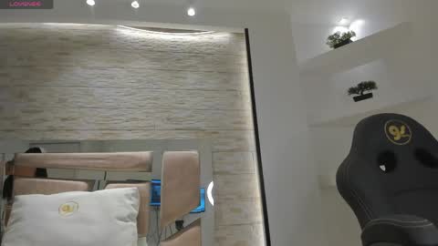  BELLA  online show from 04-14-26, 04:51