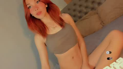 Snapshot of bella_tara chatting on 06-24-26, 07:35 Bella online show from 06-24-26, 07:35