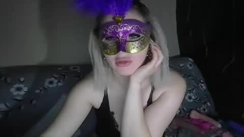 Tessy online show from 05-16-26, 08:18