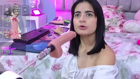 Snapshot of bella_thix chatting on 01-26-25, 03:17 Bella online show from 01-26-25, 03:17