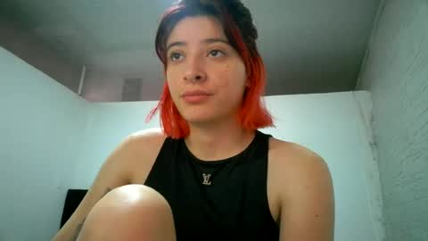 Snapshot of bella_thorne1999 chatting on 06-28-26, 04:57 bella_thorne1999 online show from 06-28-26, 04:57