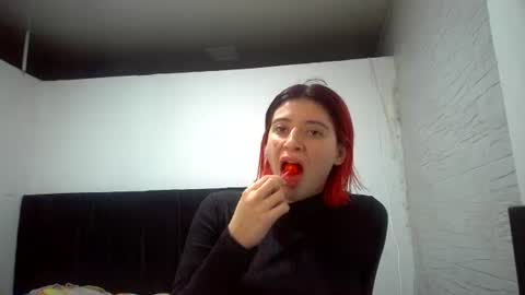 Snapshot of bella_thorne1999 chatting on 07-04-26, 03:02 bella_thorne1999 online show from 07-04-26, 03:02
