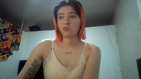 Snapshot of bella_thorne1999 chatting on 07-19-26, 08:12 bella_thorne1999 online show from 07-19-26, 08:12