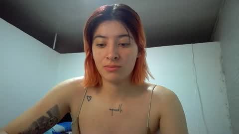 Snapshot of bella_thorne1999 chatting on 07-26-26, 04:03 bella_thorne1999 online show from 07-26-26, 04:03