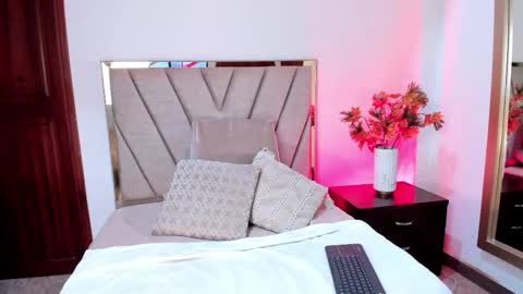 Bella Rose online show from 03-08-25, 12:20