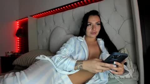 Bella Black online show from 05-17-26, 08:38