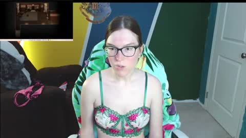 Snapshot of bellablake96 chatting on 05-07-26, 06:13 BellaBlake96 online show from 05-07-26, 06:13