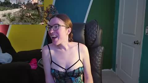 Snapshot of bellablake96 chatting on 06-11-26, 07:23 BellaBlake96 online show from 06-11-26, 07:23