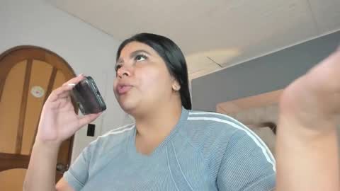 bellaboobs_ online show from 02-26-26, 07:35