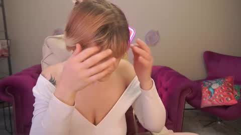 Bella online show from 02-27-26, 02:17