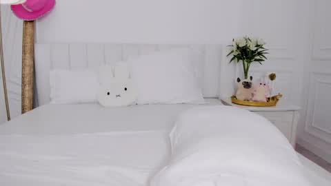 Bella online show from 04-09-26, 06:19