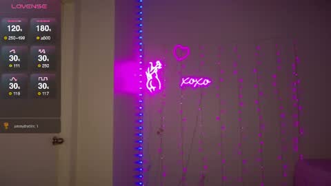 Snapshot of bellamonroee chatting on 07-03-26, 05:14 Bella Monroe online show from 07-03-26, 05:14