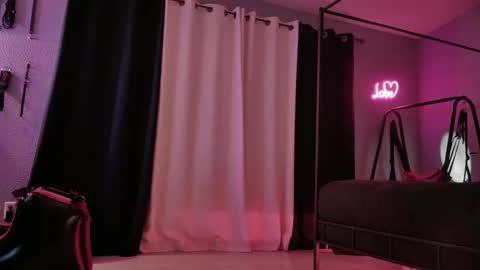 Bellaskeykeeper online show from 02-24-26, 08:12