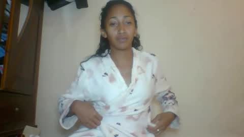 belle_annah online show from 05-13-26, 04:43