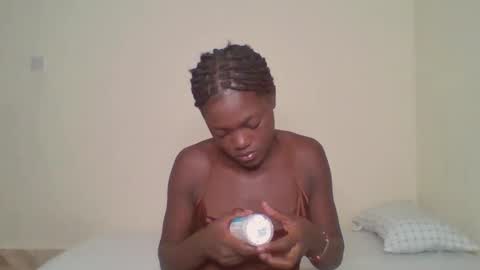Snapshot of belle_bubbles chatting on 06-06-26, 06:12 bubbles online show from 06-06-26, 06:12