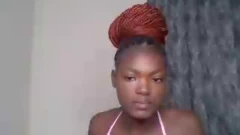 Snapshot of belle_bubbles chatting on 06-21-26, 06:32 bubbles online show from 06-21-26, 06:32