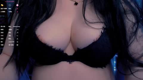 Hello I am kind friendly and cute girl online show from 05-22-26, 10:48