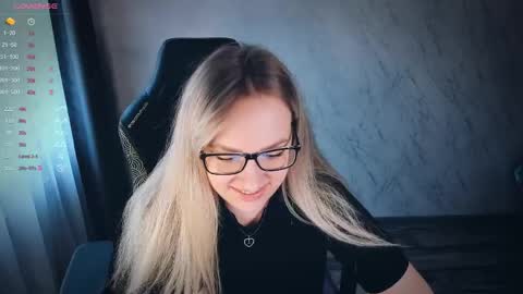 Your Annabelle Wolf  online show from 06-01-26, 04:20