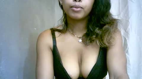 Snapshot of bellibellah chatting on 03-08-26, 02:54 BelliBellah online show from 03-08-26, 02:54