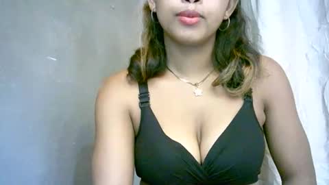 Snapshot of bellibellah chatting on 03-10-26, 02:22 BelliBellah online show from 03-10-26, 02:22