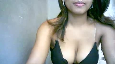 Snapshot of bellibellah chatting on 03-23-26, 07:12 BelliBellah online show from 03-23-26, 07:12