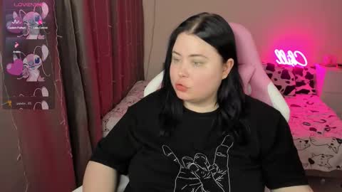 LinaBoo online show from 02-05-26, 05:01