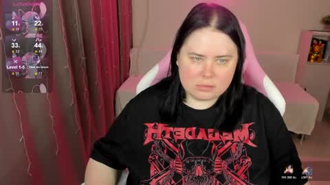 LinaBoo online show from 04-06-26, 05:52