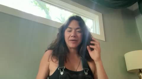 Snapshot of bendlikebecks chatting on 04-29-26, 09:32 bendlikebecks online show from 04-29-26, 09:32