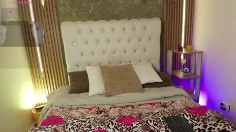 Tiffany and Bengie online show from 03-16-26, 08:57