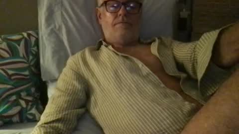 Hot Ben online show from 05-12-26, 11:57