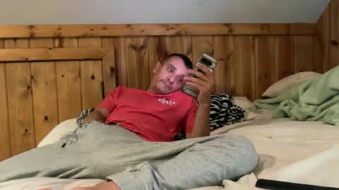 Snapshot of bennymn chatting on 06-26-26, 12:04 benny and innocentvixon online show from 06-26-26, 12:04