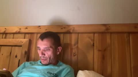 Snapshot of bennymn chatting on 08-07-26, 08:44 benny and innocentvixon online show from 08-07-26, 08:44