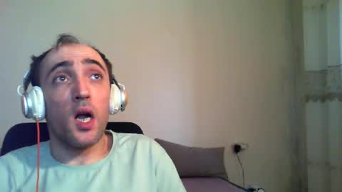 bentish online show from 06-14-26, 08:38