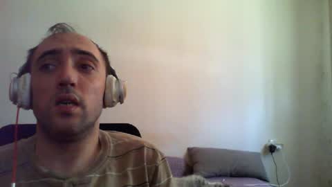 bentish online show from 06-24-26, 09:52