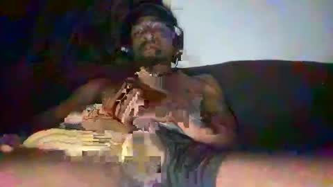 Snapshot of bentley_pov chatting on 04-09-26, 06:30 bentley_pov online show from 04-09-26, 06:30